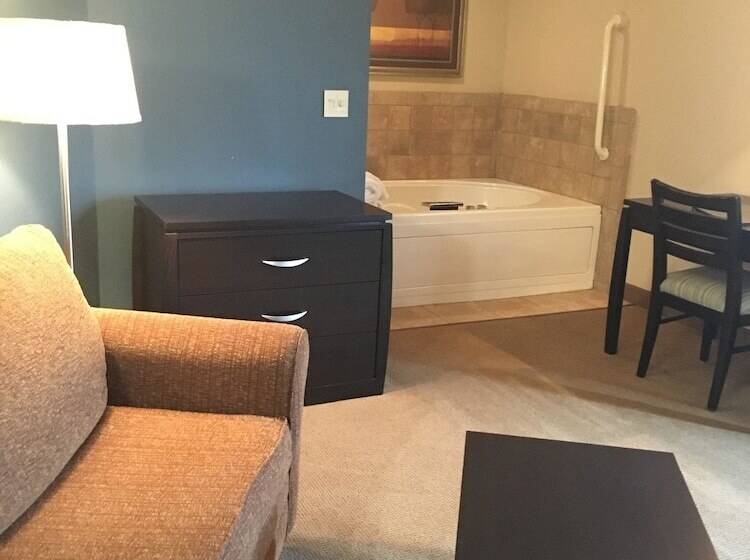 プレミアムスタジオ, Americinn By Wyndham Monmouth