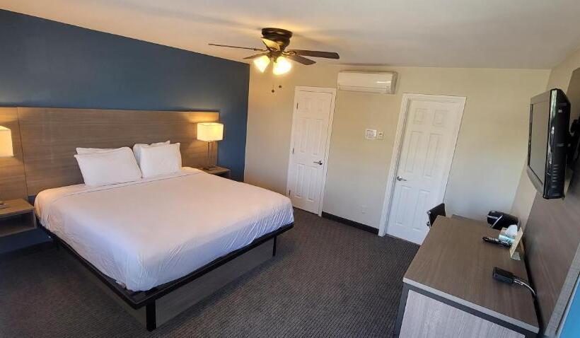 غرفة قياسية سرير كينج, Beachwalker Inn & Suites