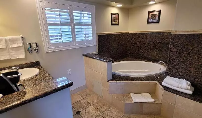 Juniorsviitti, Beachwalker Inn & Suites