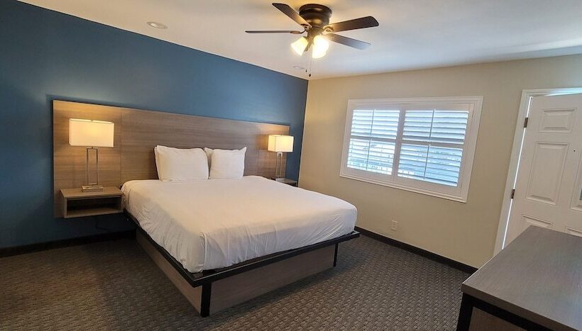 غرفة ديلوكس, Beachwalker Inn & Suites