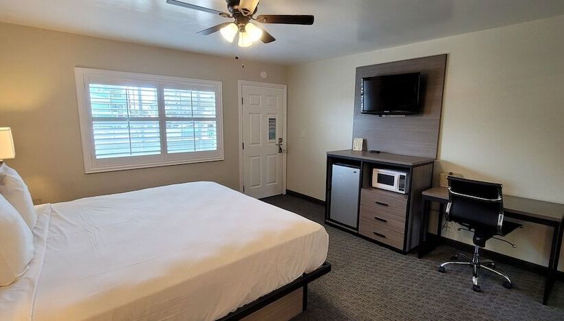 غرفة ديلوكس, Beachwalker Inn & Suites