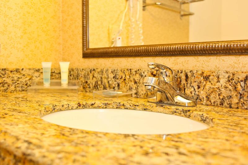 Люкс Кровать Кинг, Best Western Executive Inn & Suites
