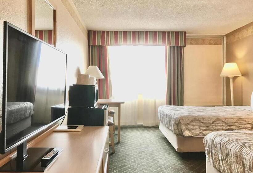 اتاق استاندارد, Brentwood Inn & Garden