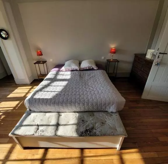 公園の見えるスタンダードルーム, Chambres D Hôtes Manoir De Beaumarchais