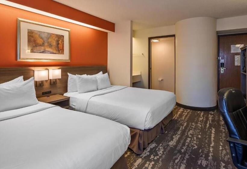 Номер Стандартный с Видом, Charlevoix Inn & Suites Surestay Collection By Best Western