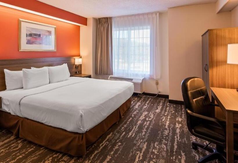 Стандартный Номер Кровать Кинг, Charlevoix Inn & Suites Surestay Collection By Best Western