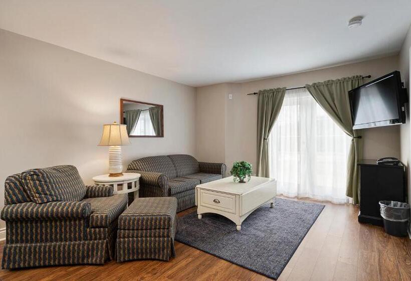 Стандартный Номер Кровать Кинг, Charlevoix Inn & Suites Surestay Collection By Best Western