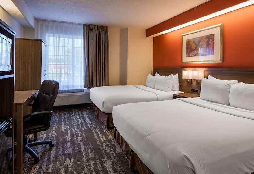 Номер Стандарт 2 Двуспальные Кровати, Charlevoix Inn & Suites Surestay Collection By Best Western