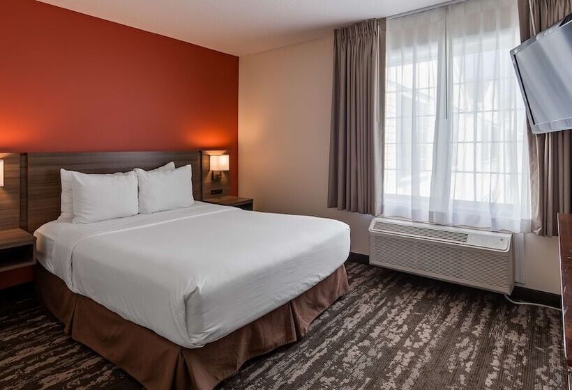 Люкс, Charlevoix Inn & Suites Surestay Collection By Best Western