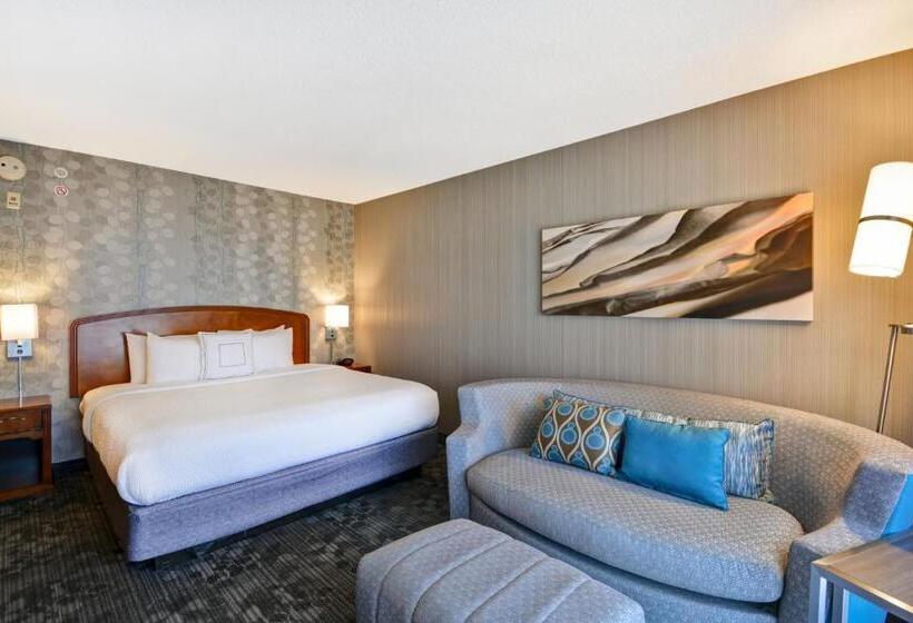 스탠다드 룸 킹사이즈 침대, Courtyard By Marriott Springfield