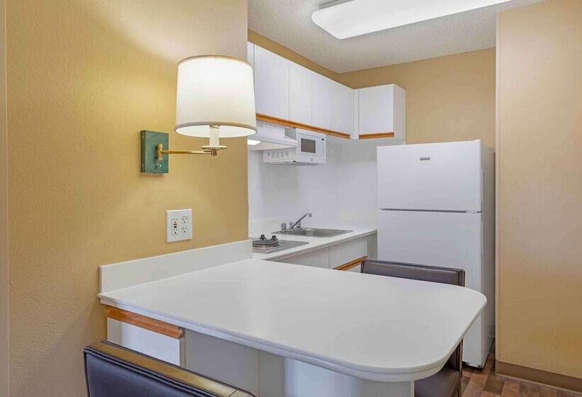 إستوديو ديلوكس, Extended Stay America Suites  Los Angeles  Torrance  Del Amo Circle