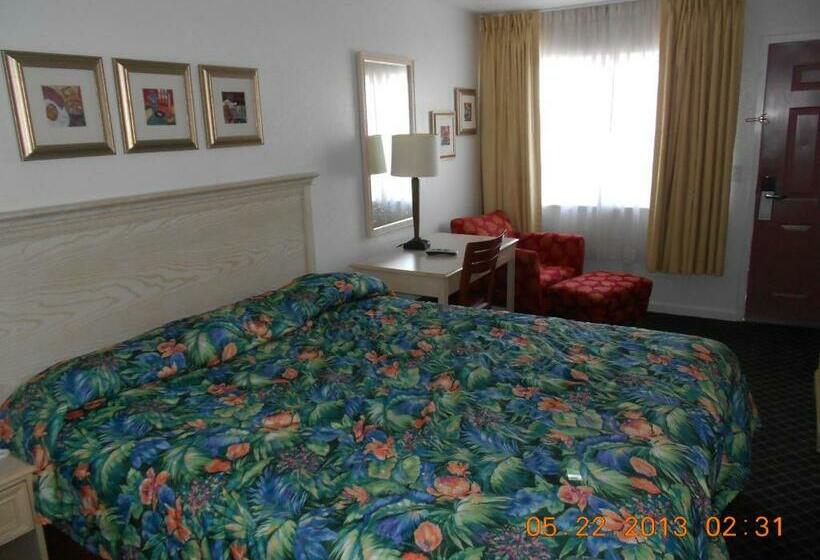 חדר סטנדרט עם מיטת קינג, Fireside Inn By The Beach Boardwalk & Bowling