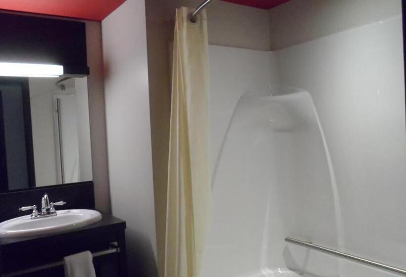 Номер Стандарт, Grand Hotel Times Sherbrooke
