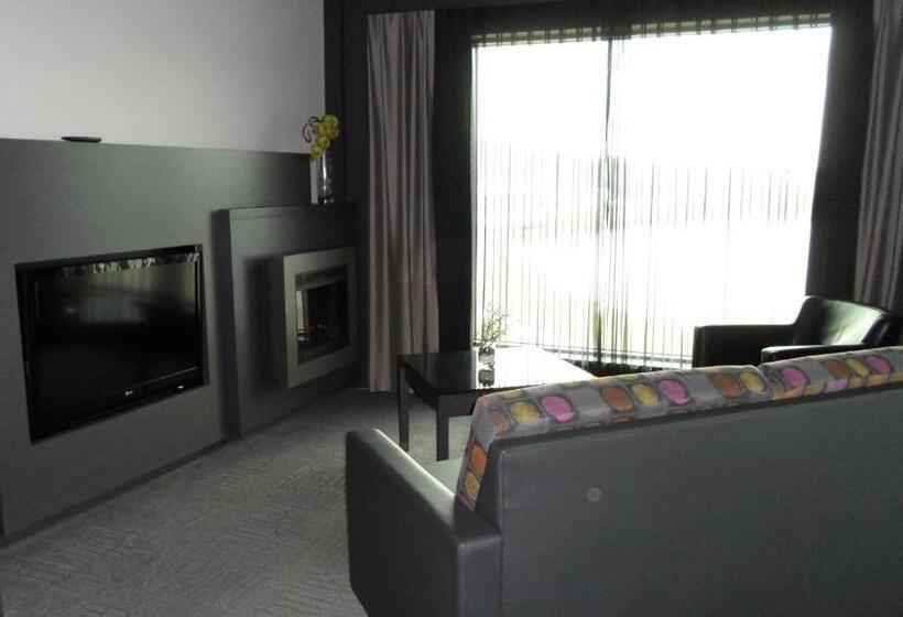 Люкс Престиж, Grand Hotel Times Sherbrooke