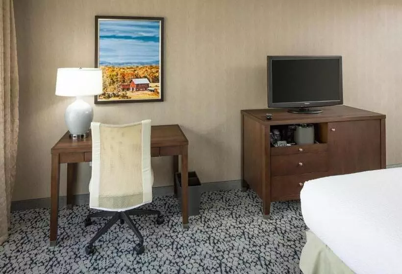 キングサイズベッドのスタンダードルーム, Inn At Middletown