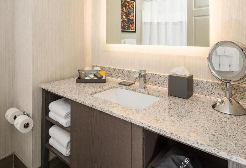 غرفة قياسية سرير كينج, Inn At Middletown