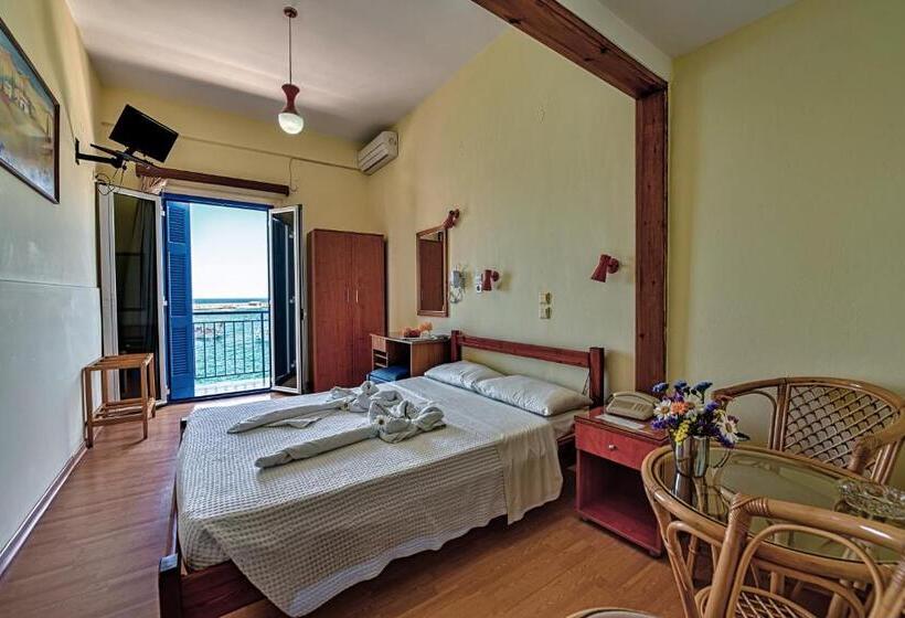 스탠다드 룸 바다 전망, Lucia