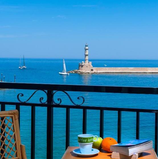 Triple Room Sea View, Lucia