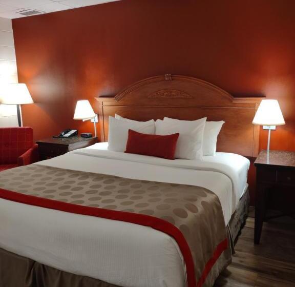 جناح بغرفتي نوم, Ramada By Wyndham Albert Lea