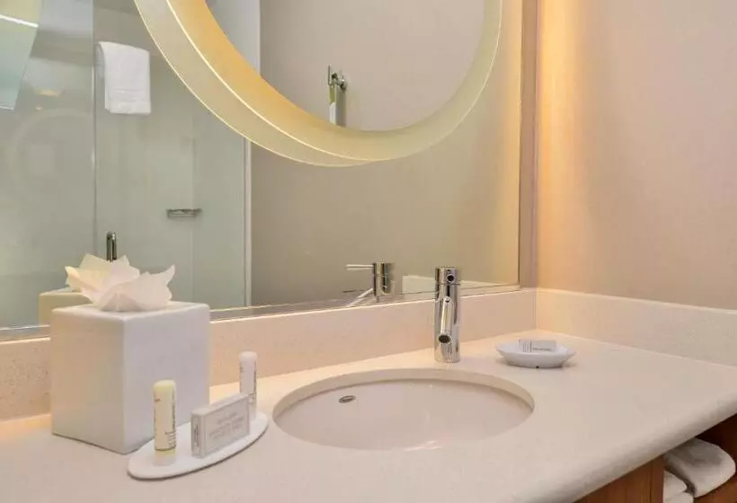 スタンダードスタジオ, Springhill Suites Irvine John Wayne Airport/orange County