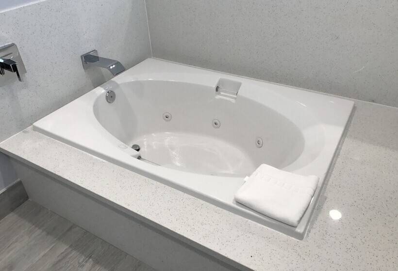 Номер Стандарт Двуспальная Кровать с Видом, Surf City Inn