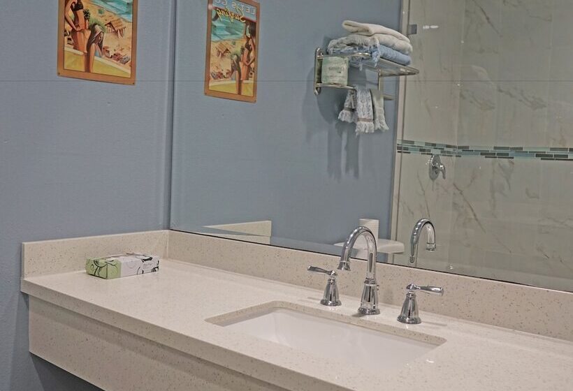 غرفة قياسية سرير مزدوج ذات إطلالة, Surf City Inn