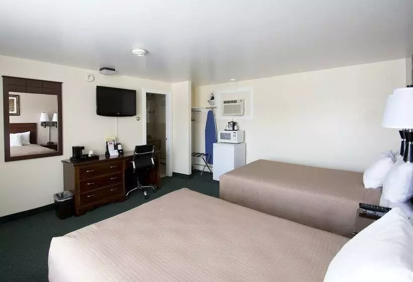 اتاق استاندارد با 2 تخت دوبل, Travelers Inn