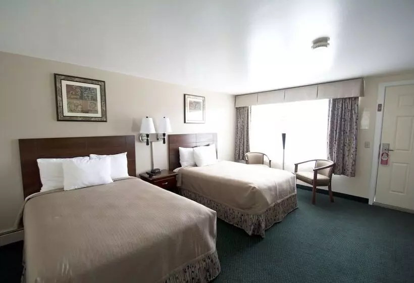 اتاق استاندارد با 2 تخت دوبل, Travelers Inn