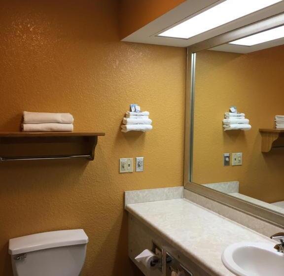 套房, Parkfield Inn Clinton