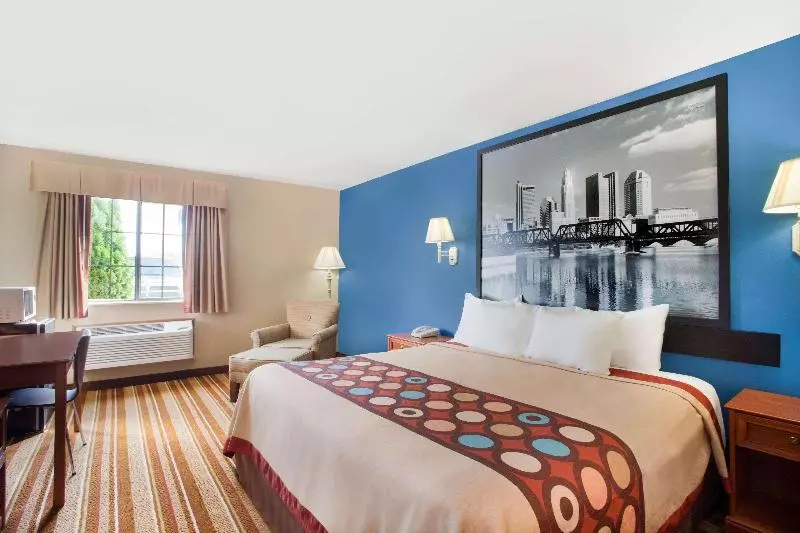 Standard-huone King-vuode, Super 8 By Wyndham Defiance