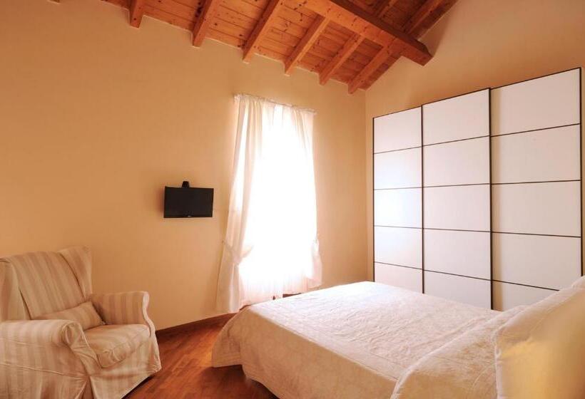 Deluxe Suite Sea View, B&b Corallini