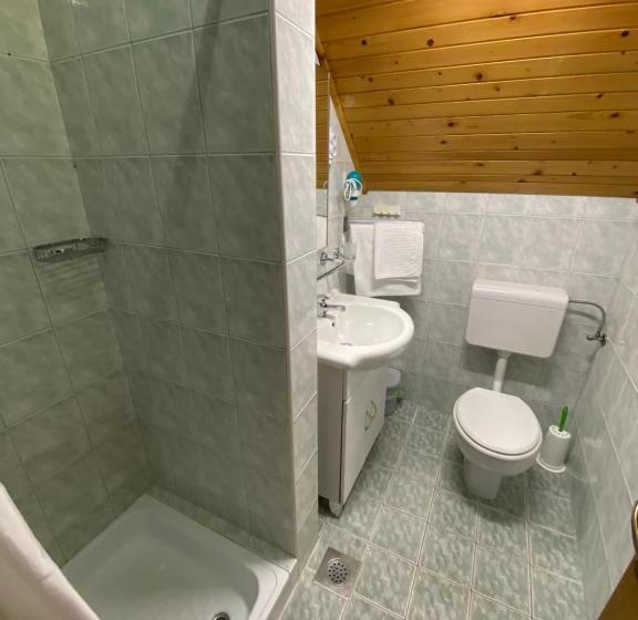 اتاق استاندارد با بالکن, Hiša Planšar Bohinj Accommodations