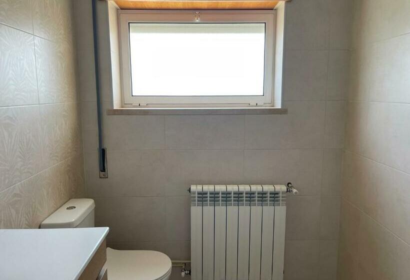 غرفة قياسية مطلّة علي البحر مزوَّدة بشُرفة, Colina Do Elétrico