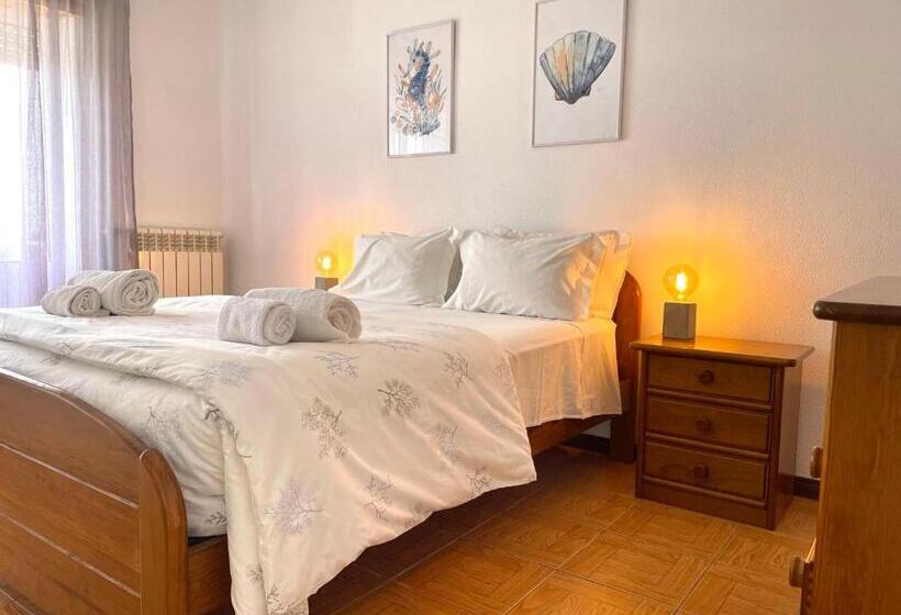 غرفة قياسية مطلّة علي البحر مزوَّدة بشُرفة, Colina Do Elétrico