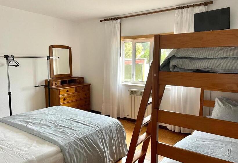 غرفة قياسية رباعية, Colina Do Elétrico