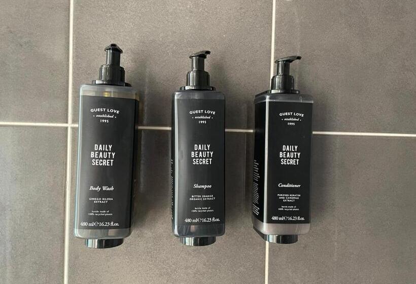 غرفة ديلوكس مطلّة علي البحر مزوَّدة بشُرفة, Colina Do Elétrico