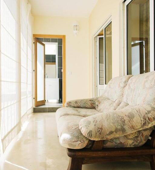 غرفة ديلوكس مطلّة علي البحر مزوَّدة بشُرفة, Colina Do Elétrico