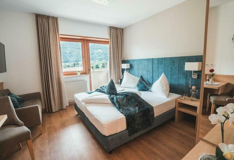 Студия Стандарт, Residence Hirzer
