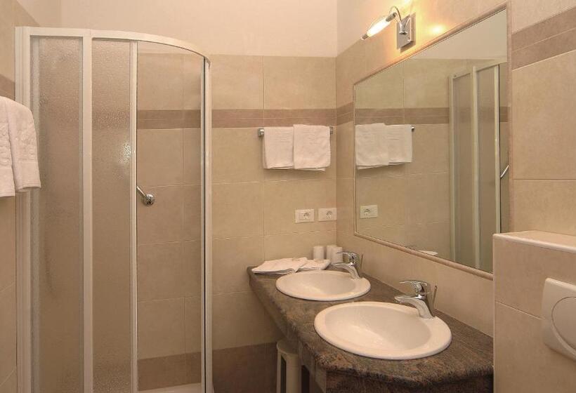 Апартаменты 2 Спальни с Балконом, Residence Hirzer