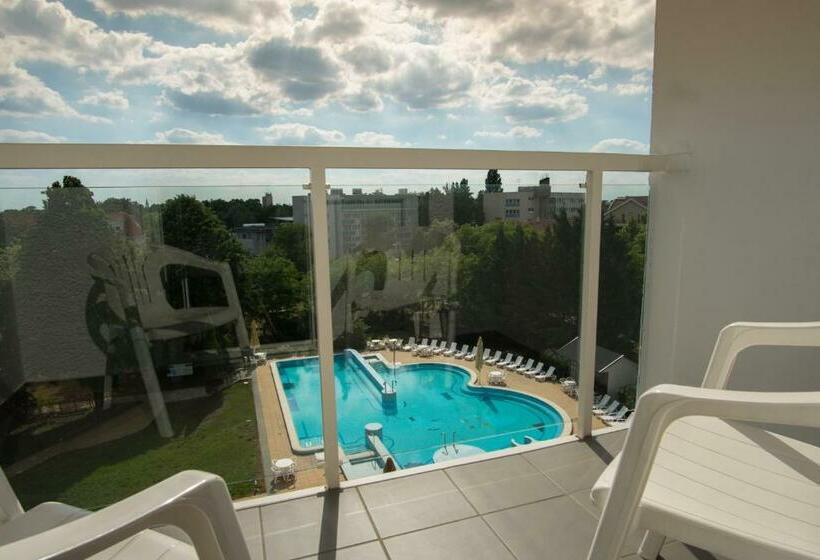 חדר סטנדרט עם מרפסת, Thermal Hotel Garden