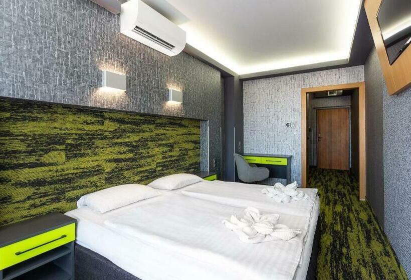 חדר סטנדרט עם מרפסת, Thermal Hotel Garden