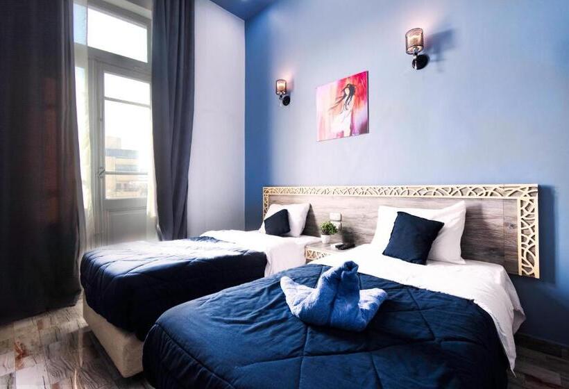 اتاق لوکس چهار تخته, Australian Deluxe Hostel