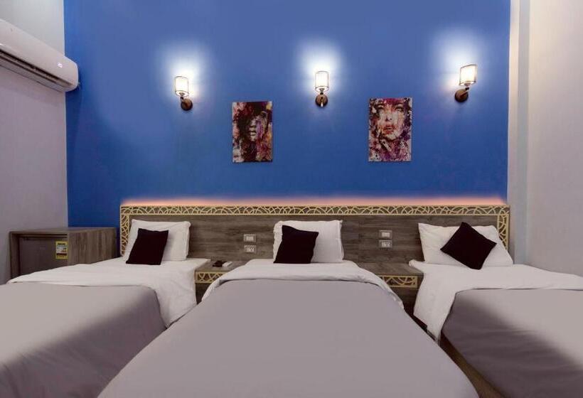 اتاق لوکس چهار تخته, Australian Deluxe Hostel