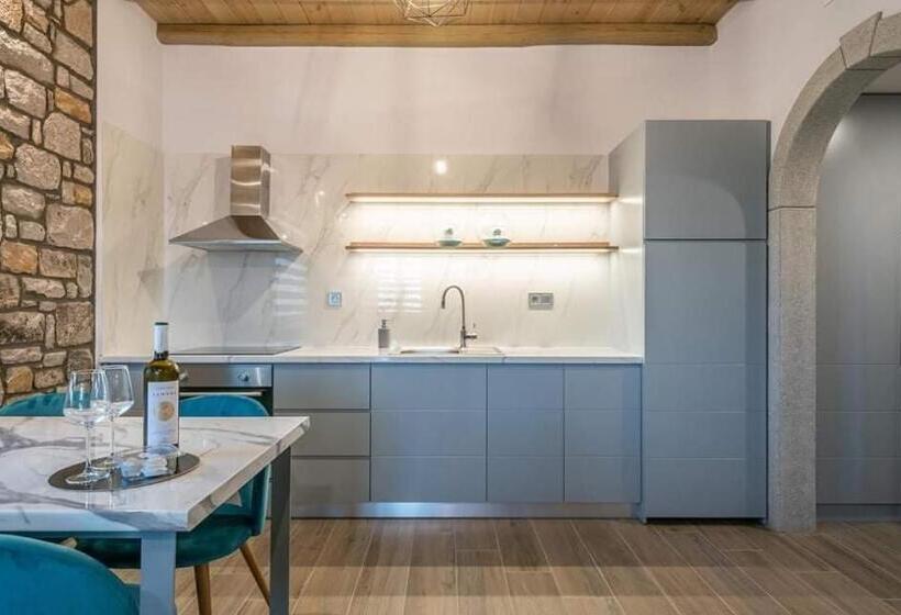 آپارتمان سوپریور 1 خوابه, Lithoessa Luxury Apartments