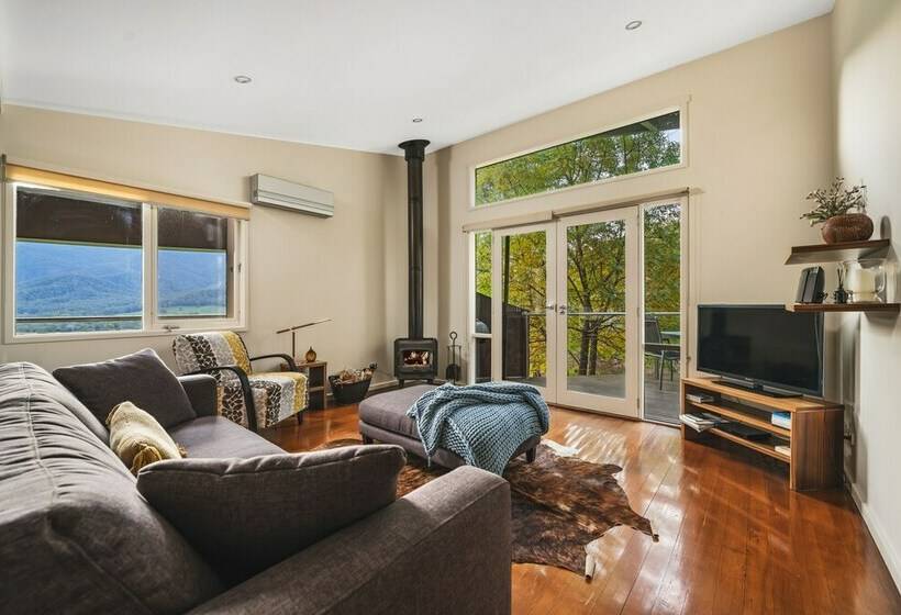 豪华工作室, The Buckland Studios