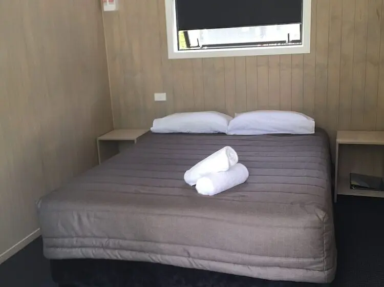 デラックスキャビン, Geraldine Top 10 Holiday Park