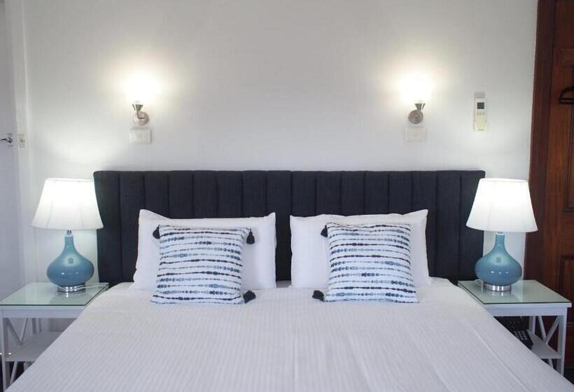 اتاق استاندارد با تخت بزرگ, Duntryleague