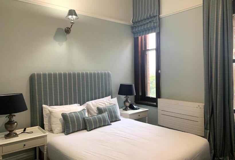 اتاق استاندارد با بالکن, Duntryleague