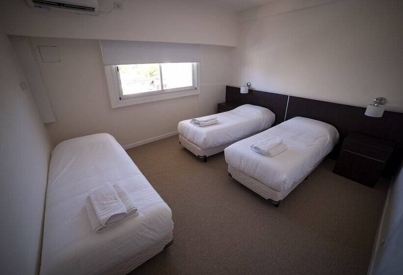 اتاق استاندارد سه نفره, O2 Hotel Gualeguaychú