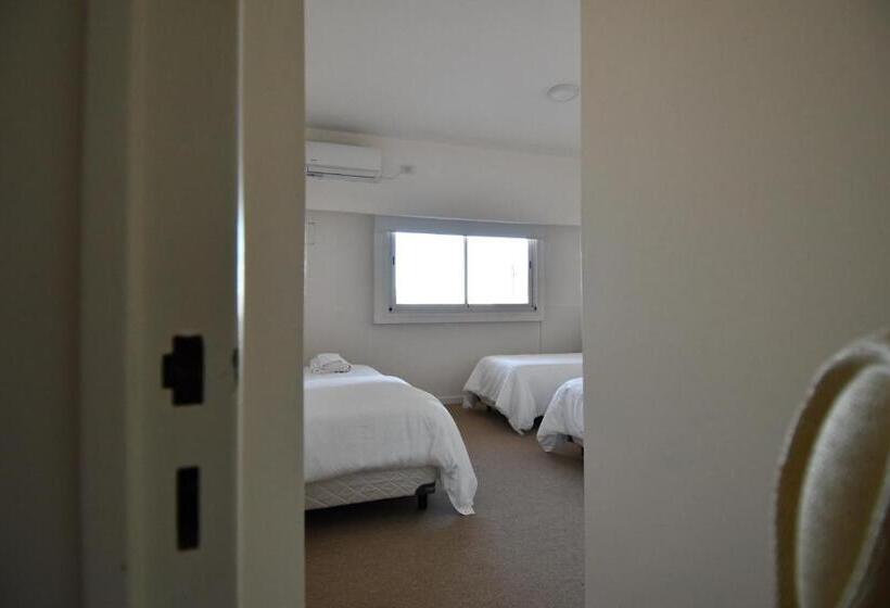 اتاق استاندارد سه نفره, O2 Hotel Gualeguaychú